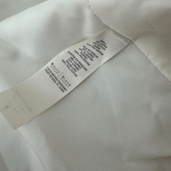 Women’s White House Black Market Cream Long Blazer Vest Duster Size Small - Picture 12 of 13